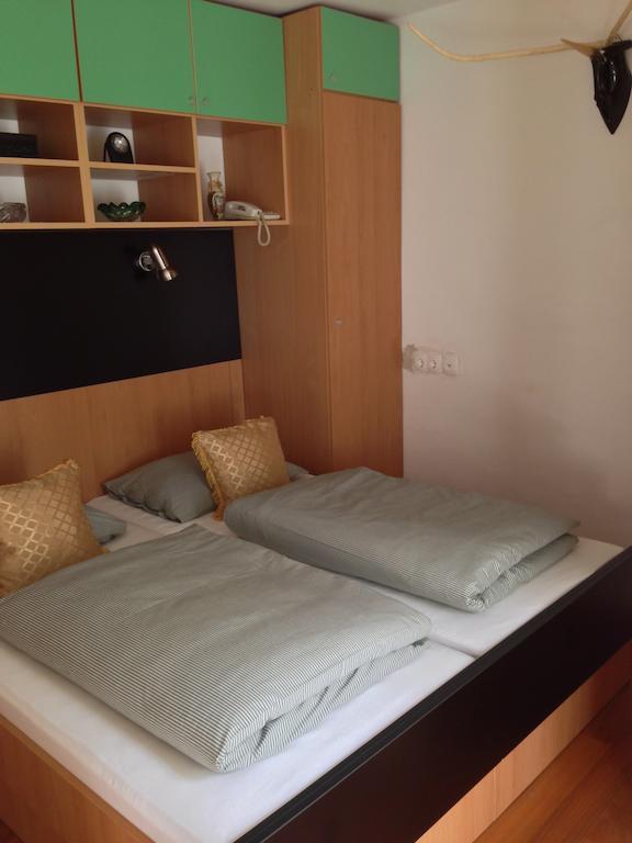 Guesthouse 7Even Mostar Ruang foto